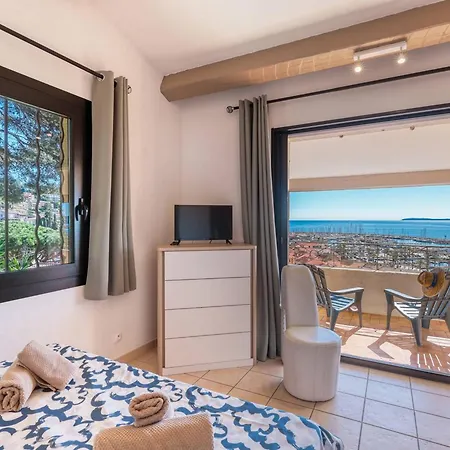 Superbe Vue Mer, Climatisee, Proche Plage, Parking, Animaux Acceptes - Fr-1-816-23 فيلة *